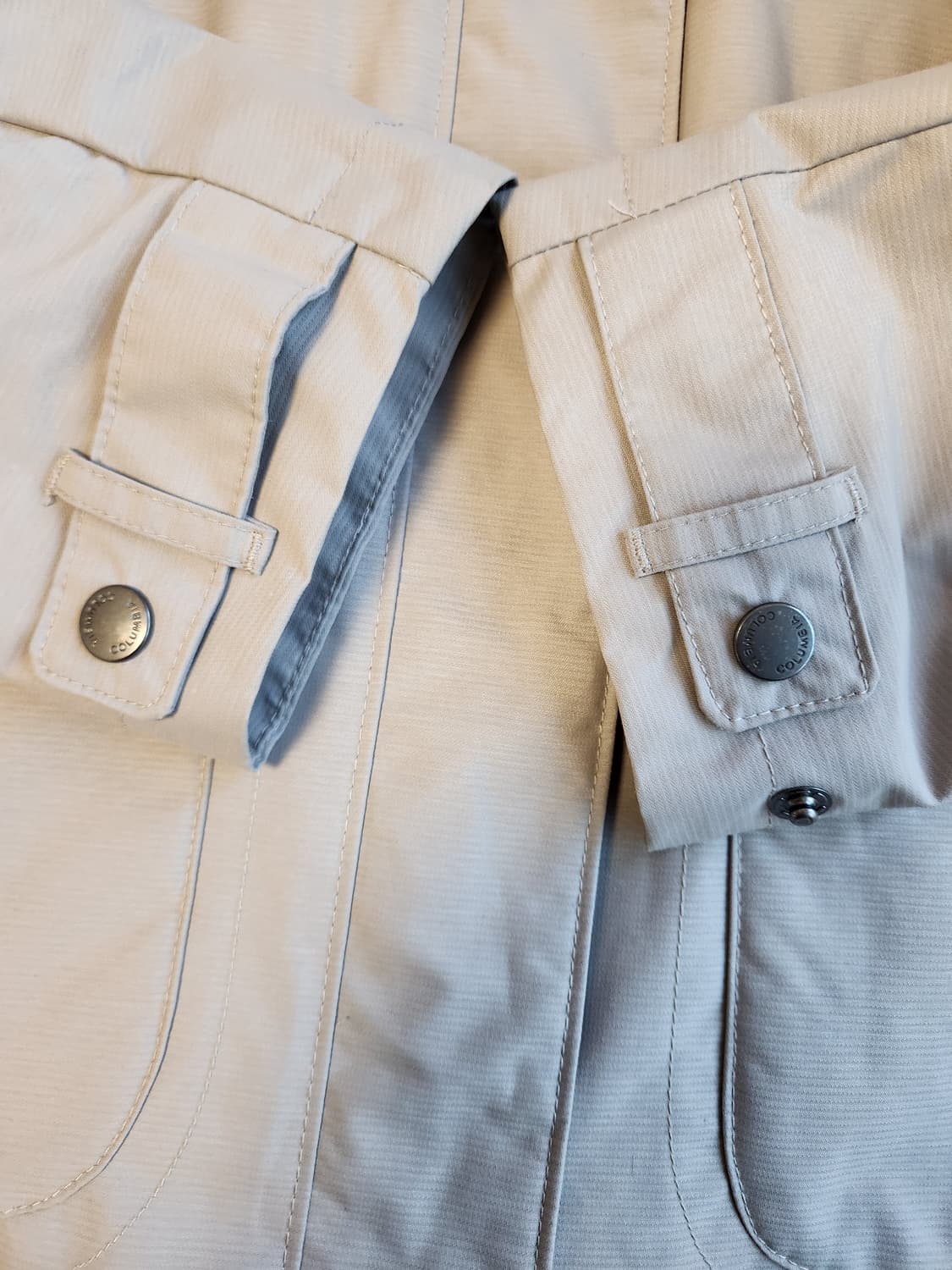 새상품급) 컬럼비아 여성 마운틴 방수 방풍 바람막이 자켓 사이즈m

내피 상품이미지7