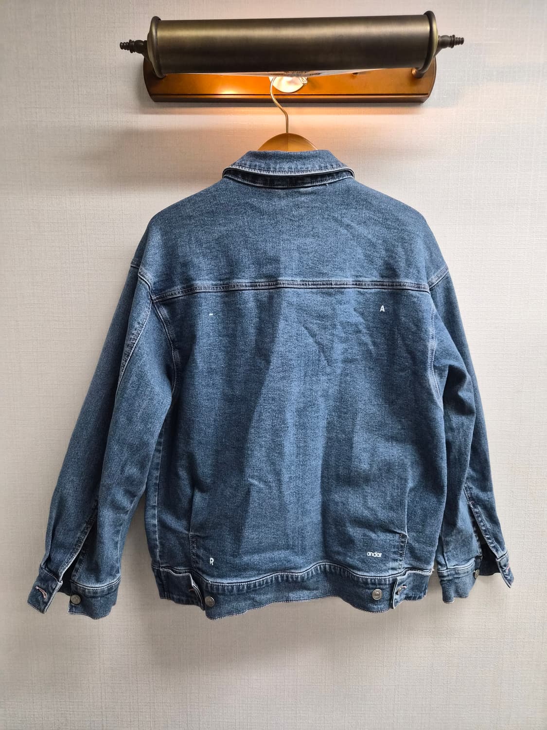 4/100) 안다르 데님자켓 팝니다 상품이미지2