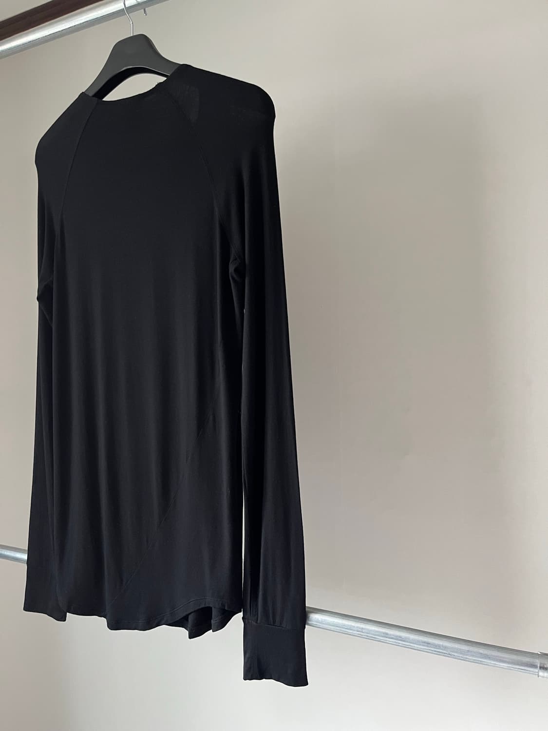 N/07 Asymmetrical Overlock Long Cutsew 상품이미지4