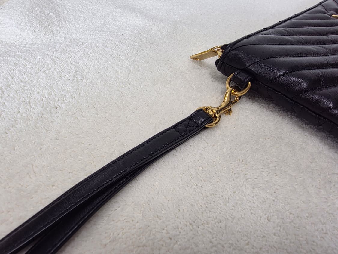 생로랑 금장 미듐 클러치 블랙 상품이미지5