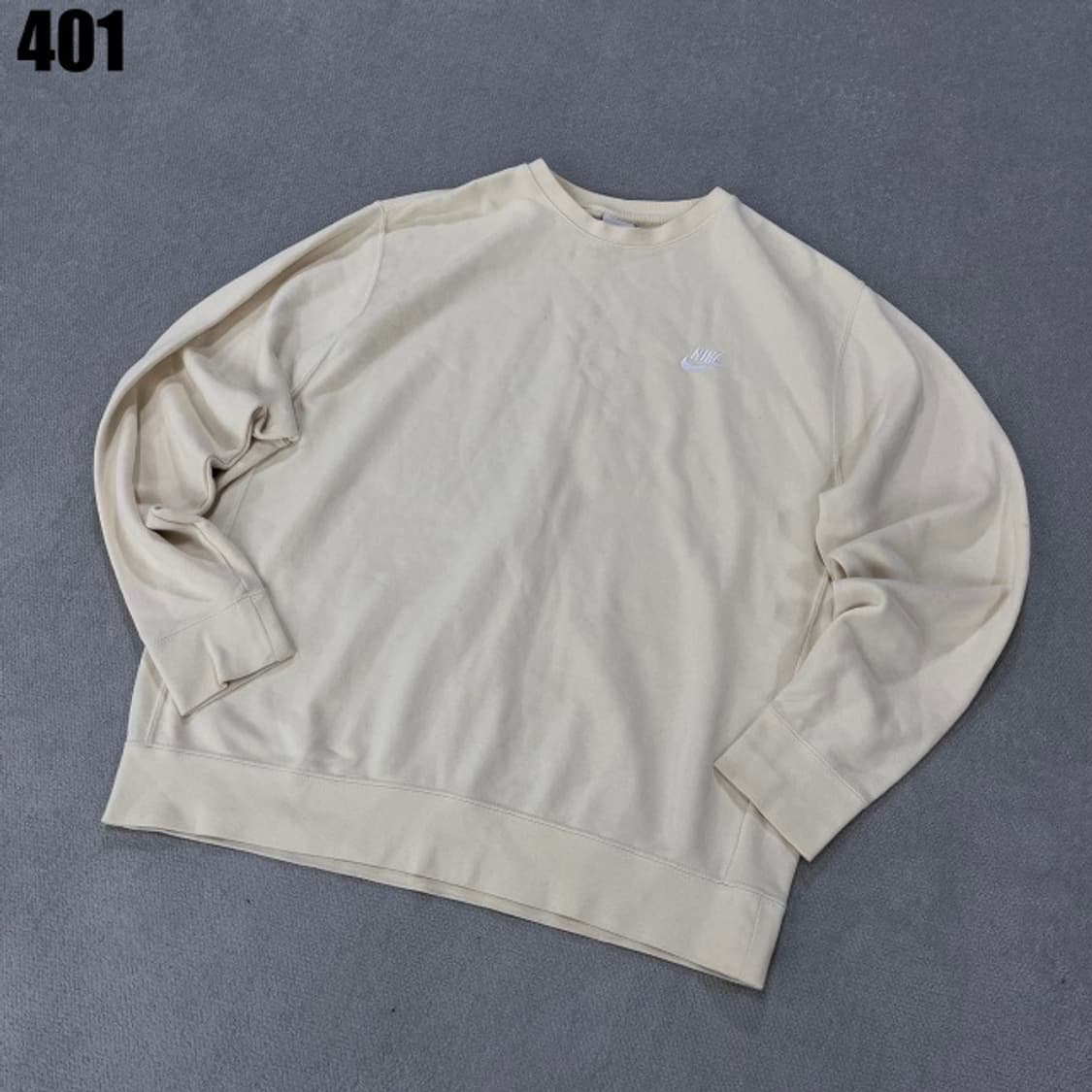 나이키 스우시 맨투맨  상품이미지1