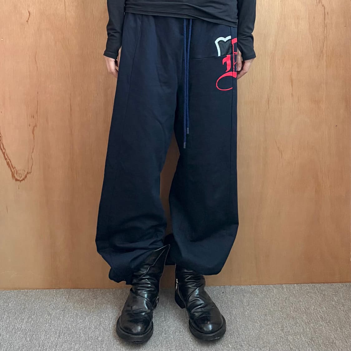 파세타즘 절개 스웨트 팬츠 상품이미지3