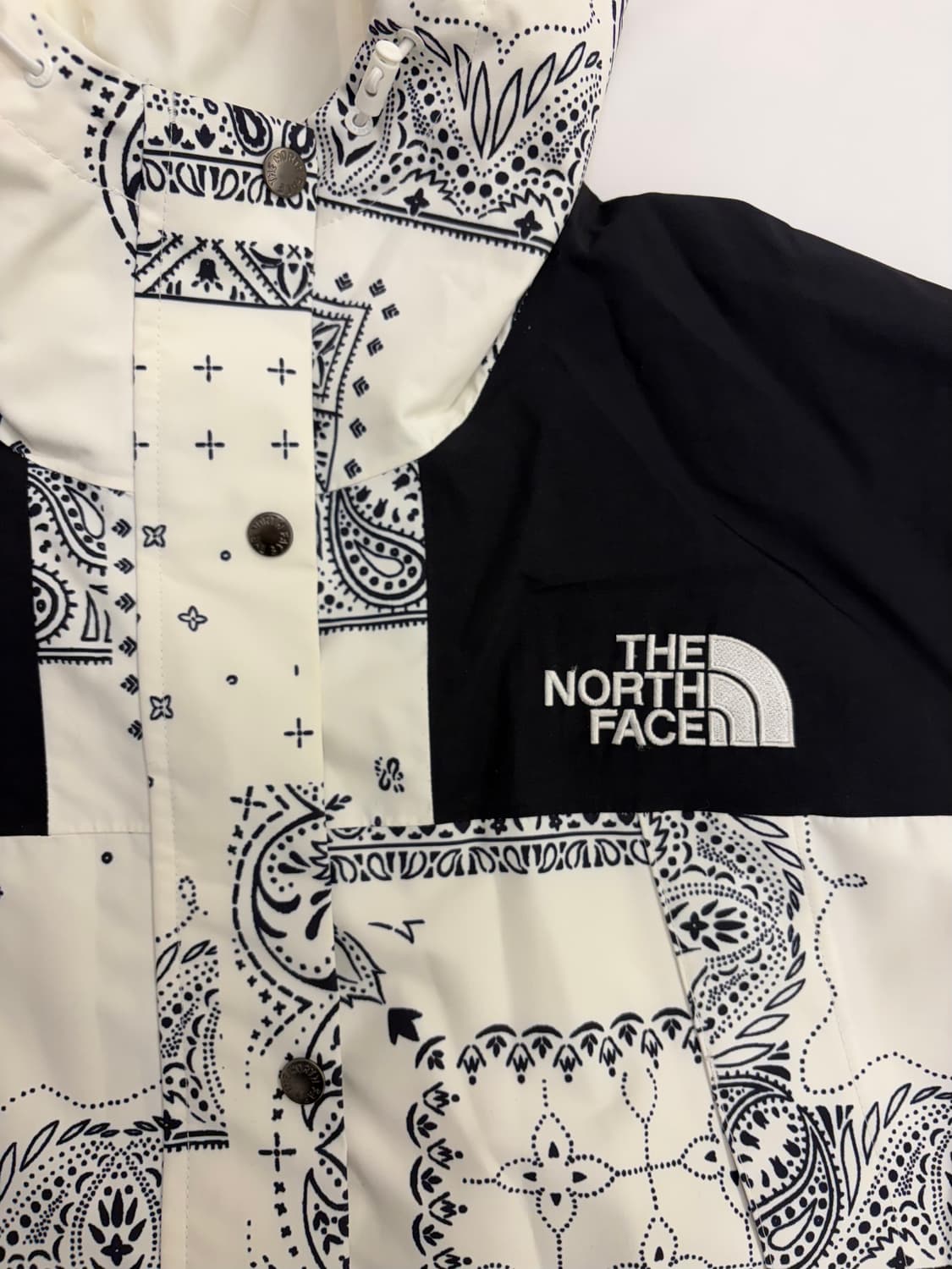 [100] 노스페이스 여성 마운틴 자켓 상품이미지2