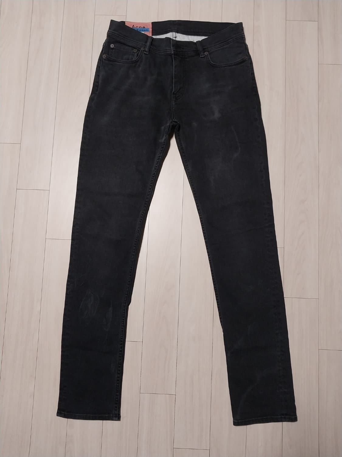 칸예 아크네 유즈드 캐시 진 블랙 상품이미지3