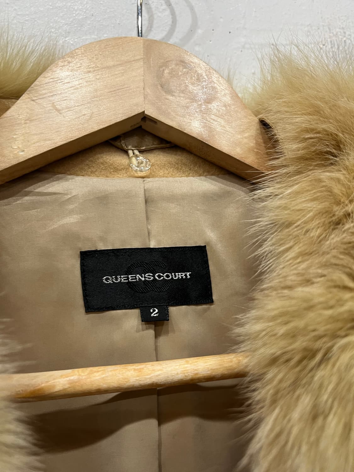 QUEENS COURT 퓨어울 폭스퍼 하프코트 자켓 우먼즈 상품이미지3