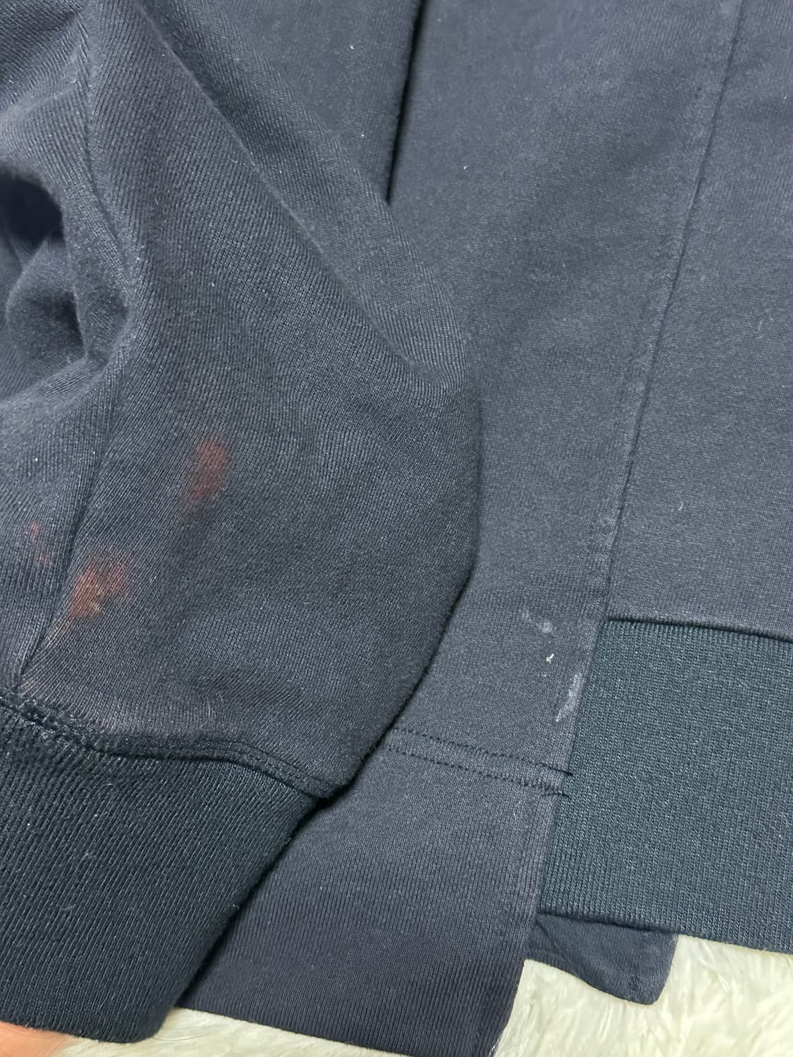 우영미 사선 절개 디테일 맨투맨 M 상품이미지8