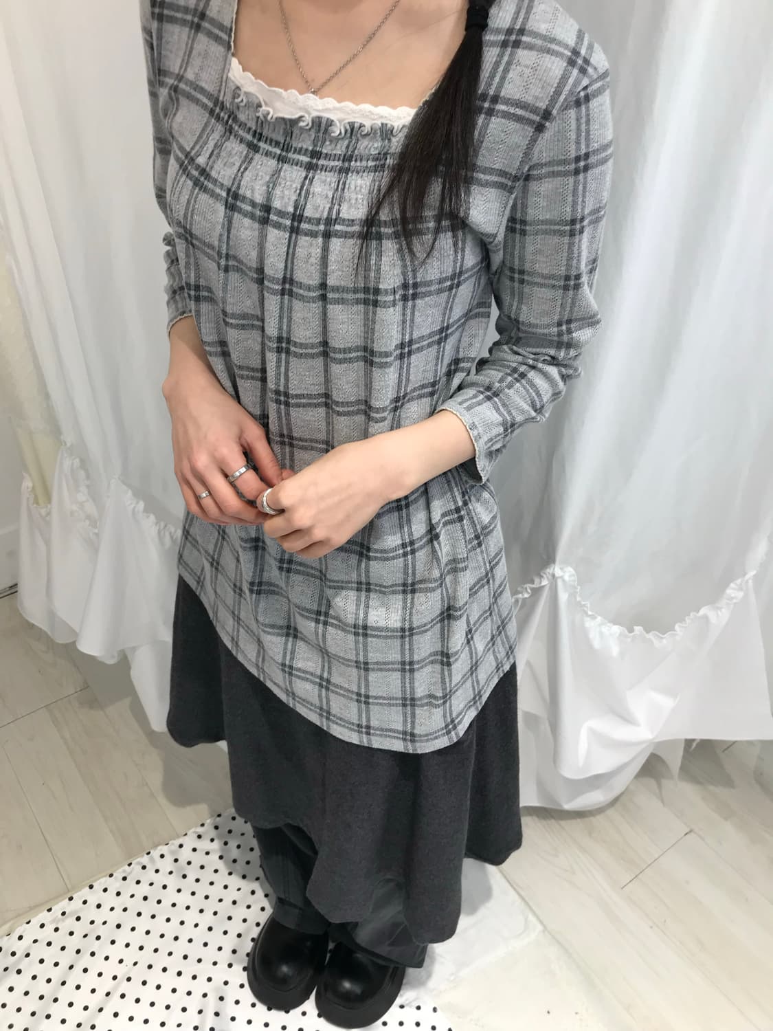 ⊹ Theoria Grey Check Frill Top 상품이미지2