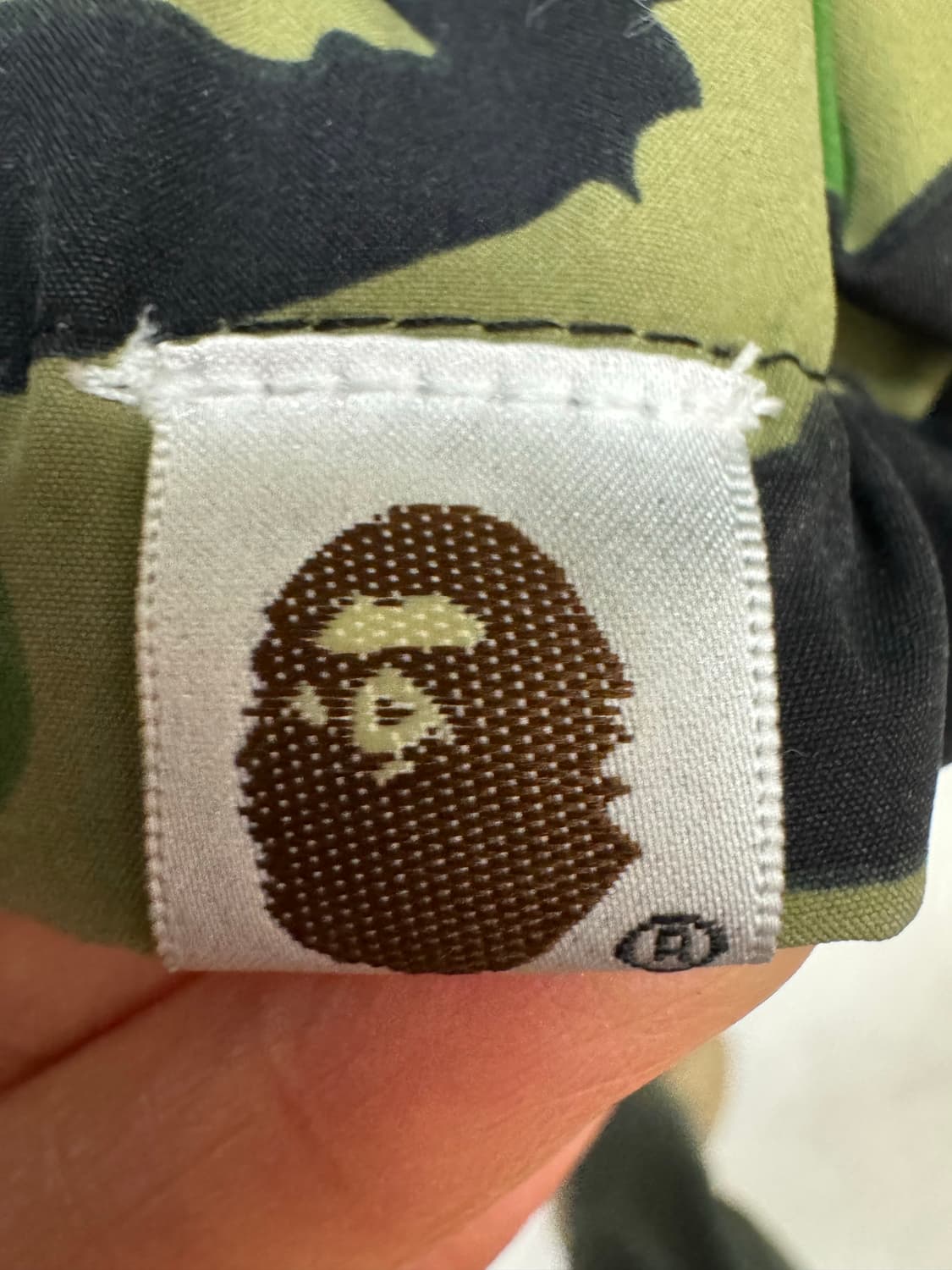 BAPE 베이프 1ST CAMO 리버서블 다운 패딩 자켓 상품이미지6