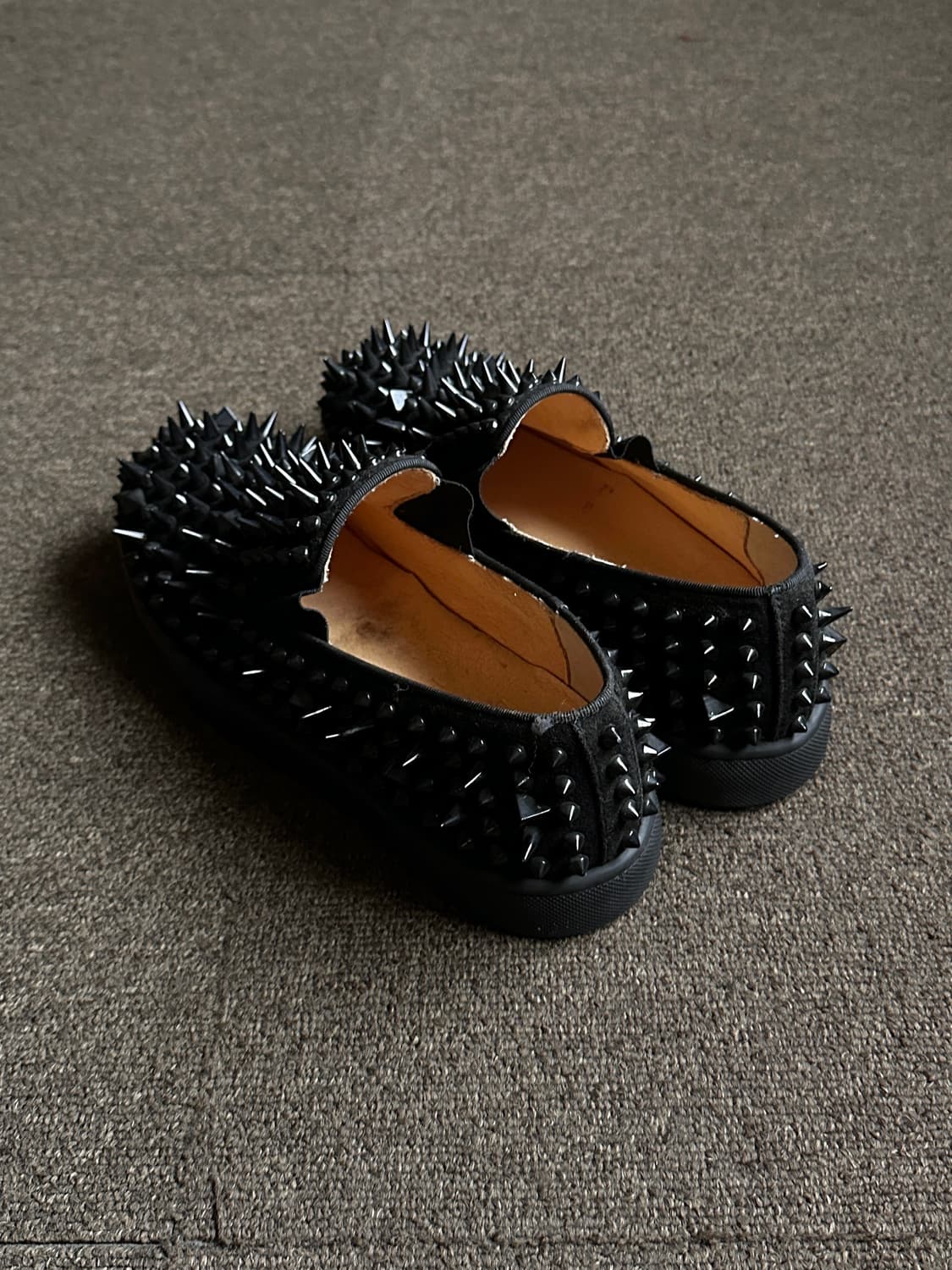 Christian Louboutin 스파이크 롤러 상품이미지3