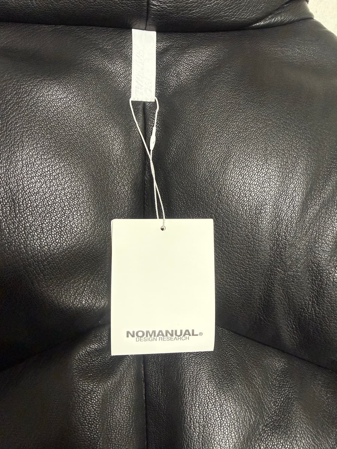 노매뉴얼 덕 다운 레더 패딩 / 가죽 상품이미지4