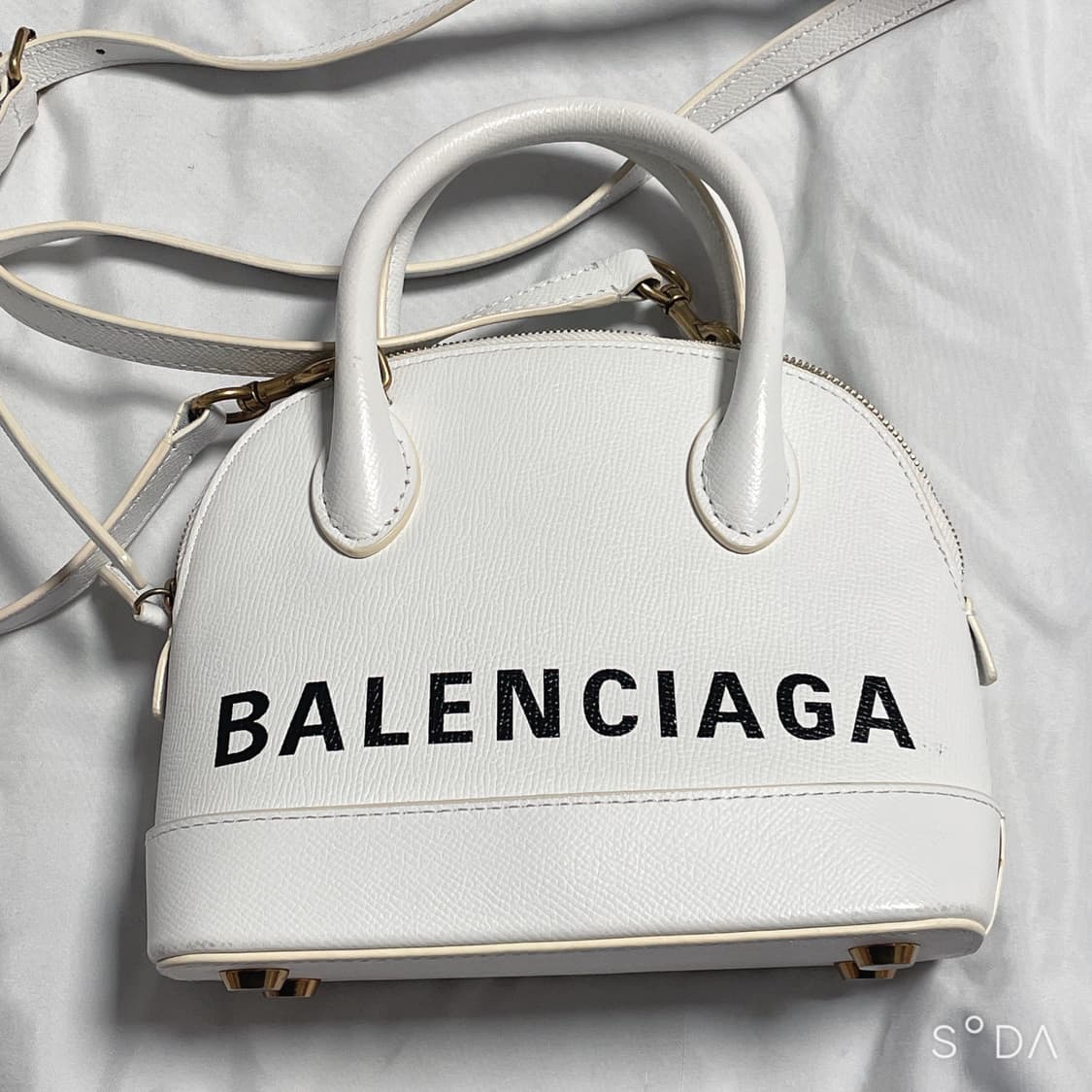 발렌시아가 빌탑 크로스백 화이트 상품이미지6