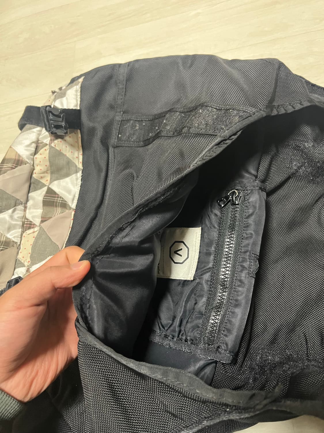 08aw 비즈빔 발리스틱 메신저백 상품이미지9