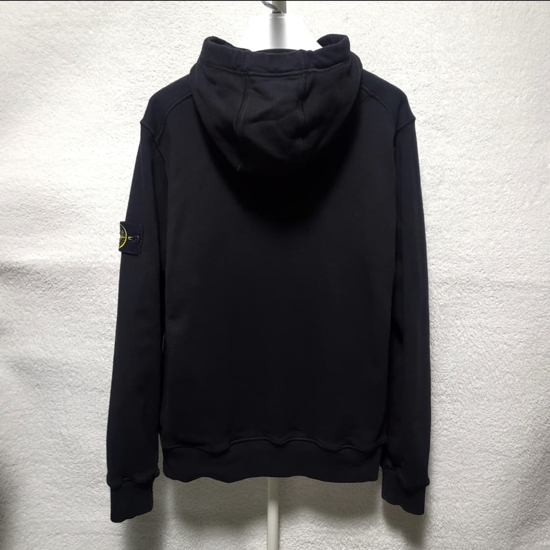 [정품] L / 25SS 스톤아일랜드 후드티 블랙 상품이미지2