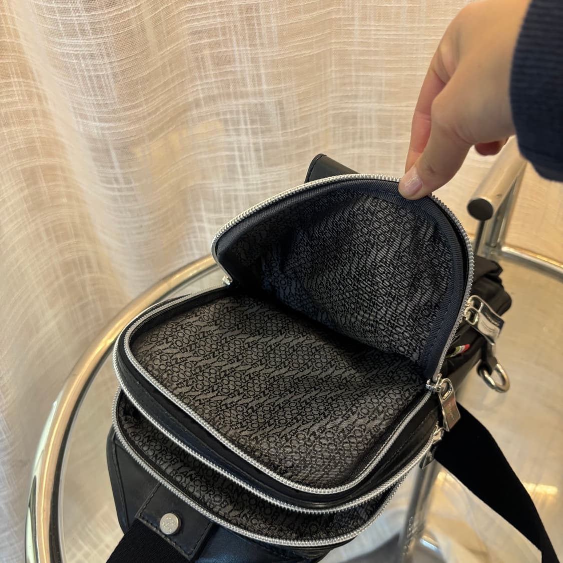 정품 오로비앙코 슬링 크로스백    상품이미지10