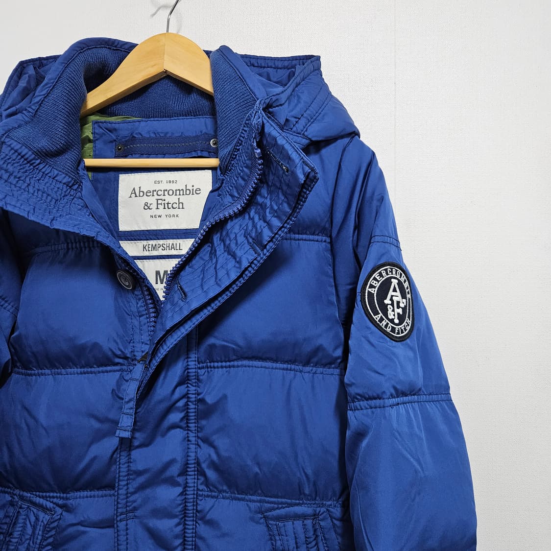 새상품 M 아베크롬비 덕다운 패딩 블루 상품이미지3