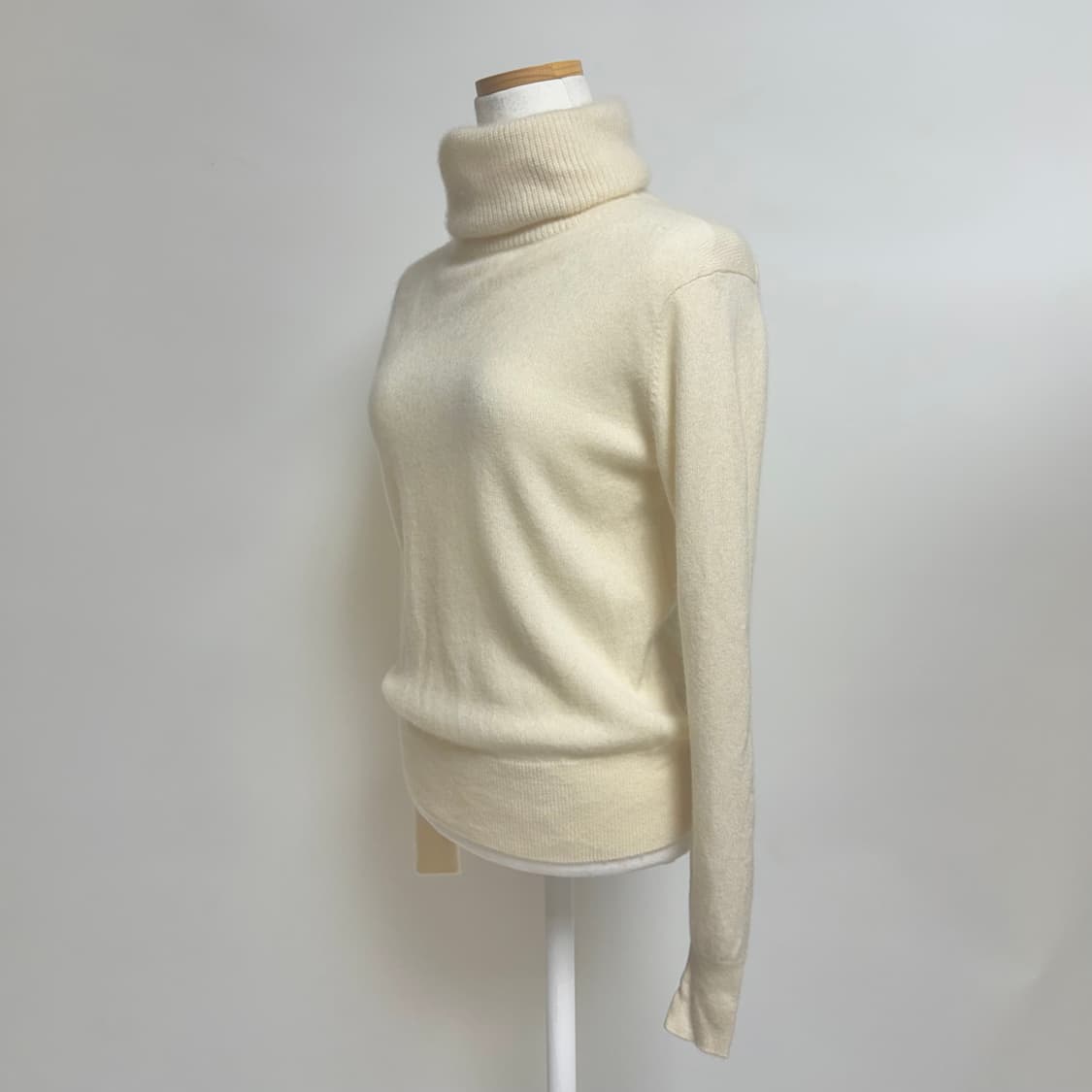 [캐시미어 100%] 유니클로 터틀넥 목폴라 니트 S 상품이미지3