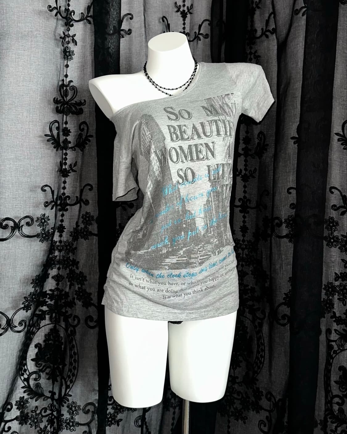 gray cityscape graphic t-shirt 상품이미지1