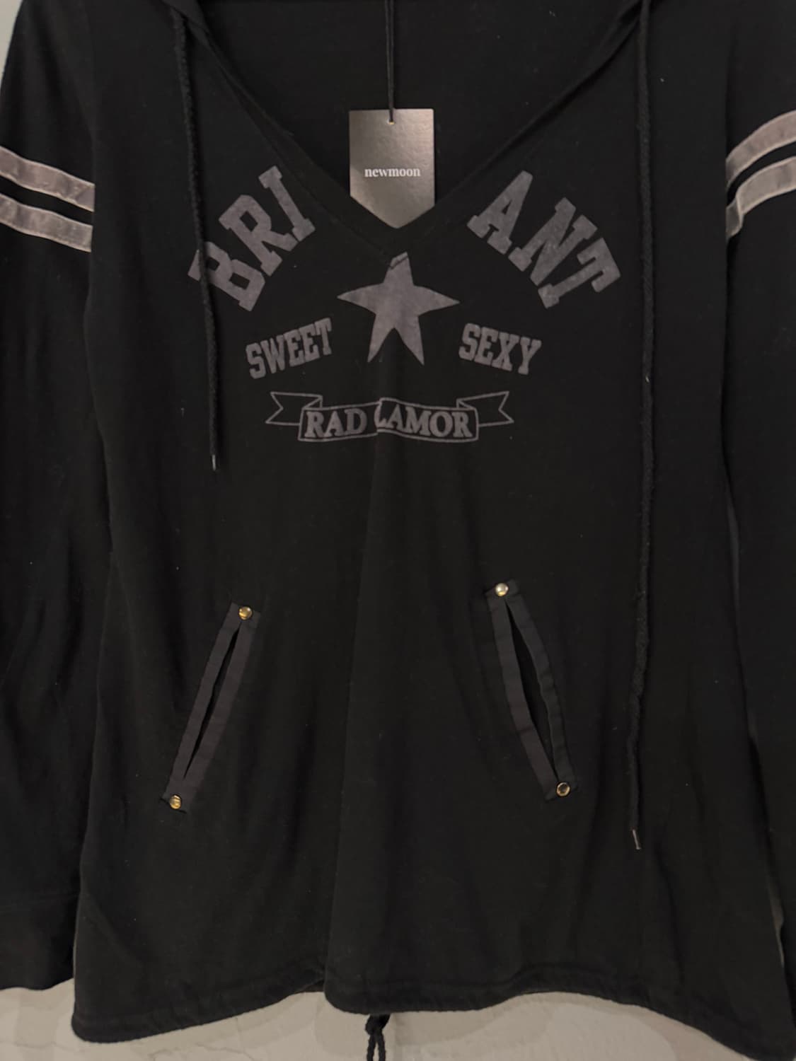 Deep v-neck lettering hood sleeve 상품이미지6