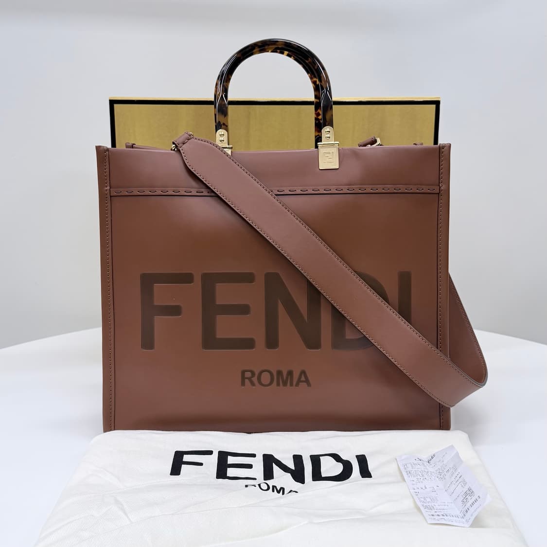 [S/미디움] 펜디 선샤인 레더 여성 쇼퍼백 토트백 브라운 상품이미지1