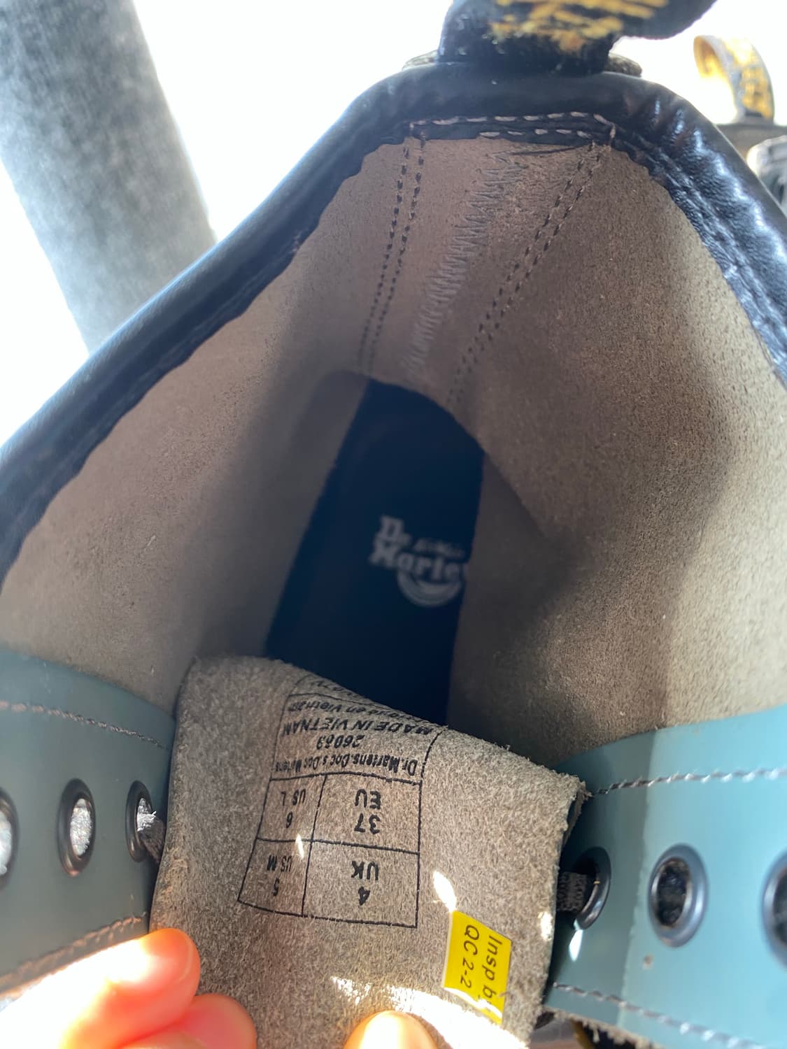 닥터마틴 민트색 8홀 부츠 230mm 상품이미지6