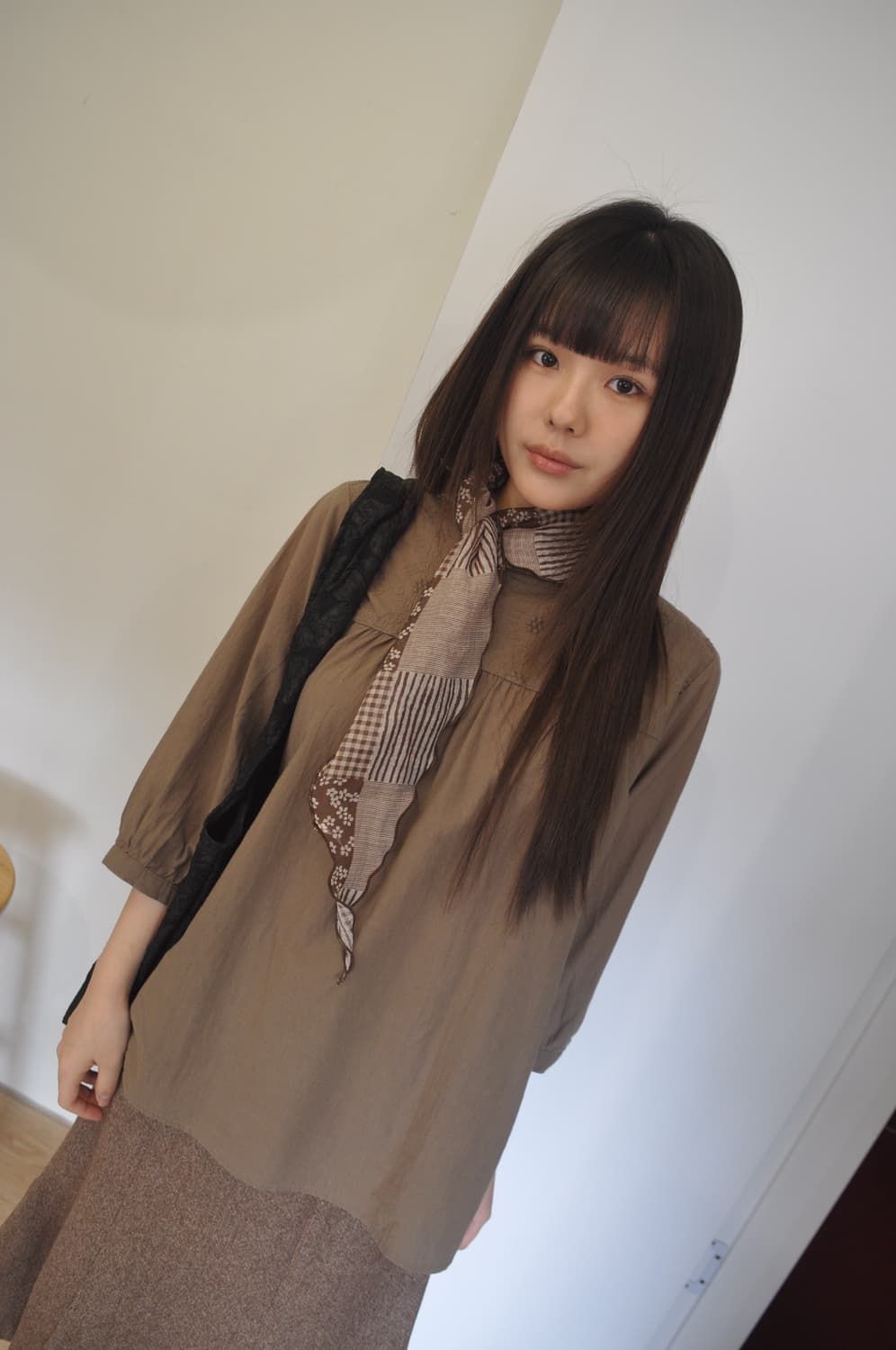 빈티지 카키 블라우스 상품이미지1