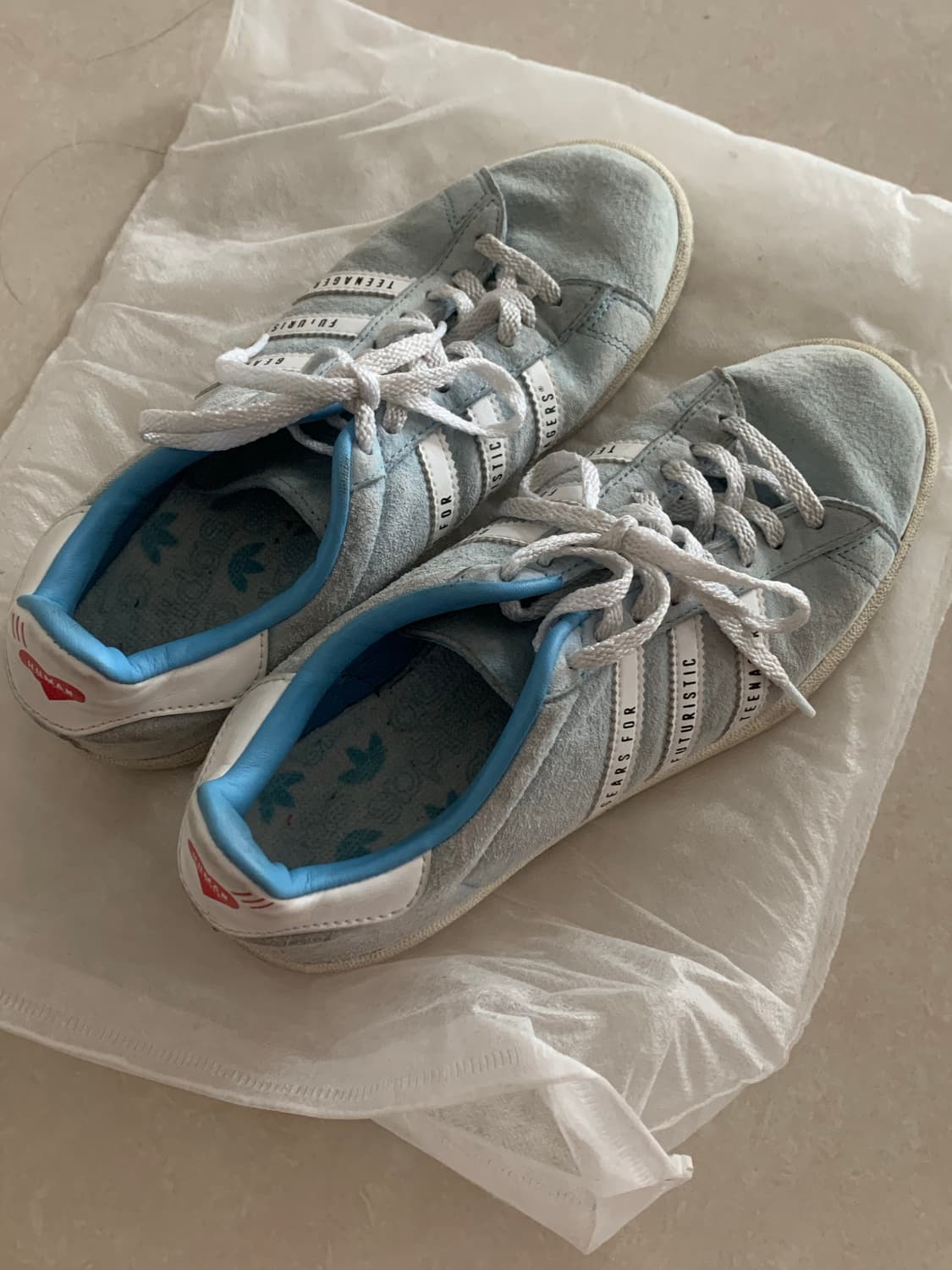 아디다스 휴먼메이드 240 상품이미지2