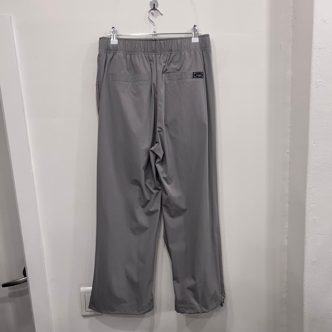 (새상품) 이상봉 컬랙션 스판덱스 나일론 셔링 트랙팬츠 상품이미지5