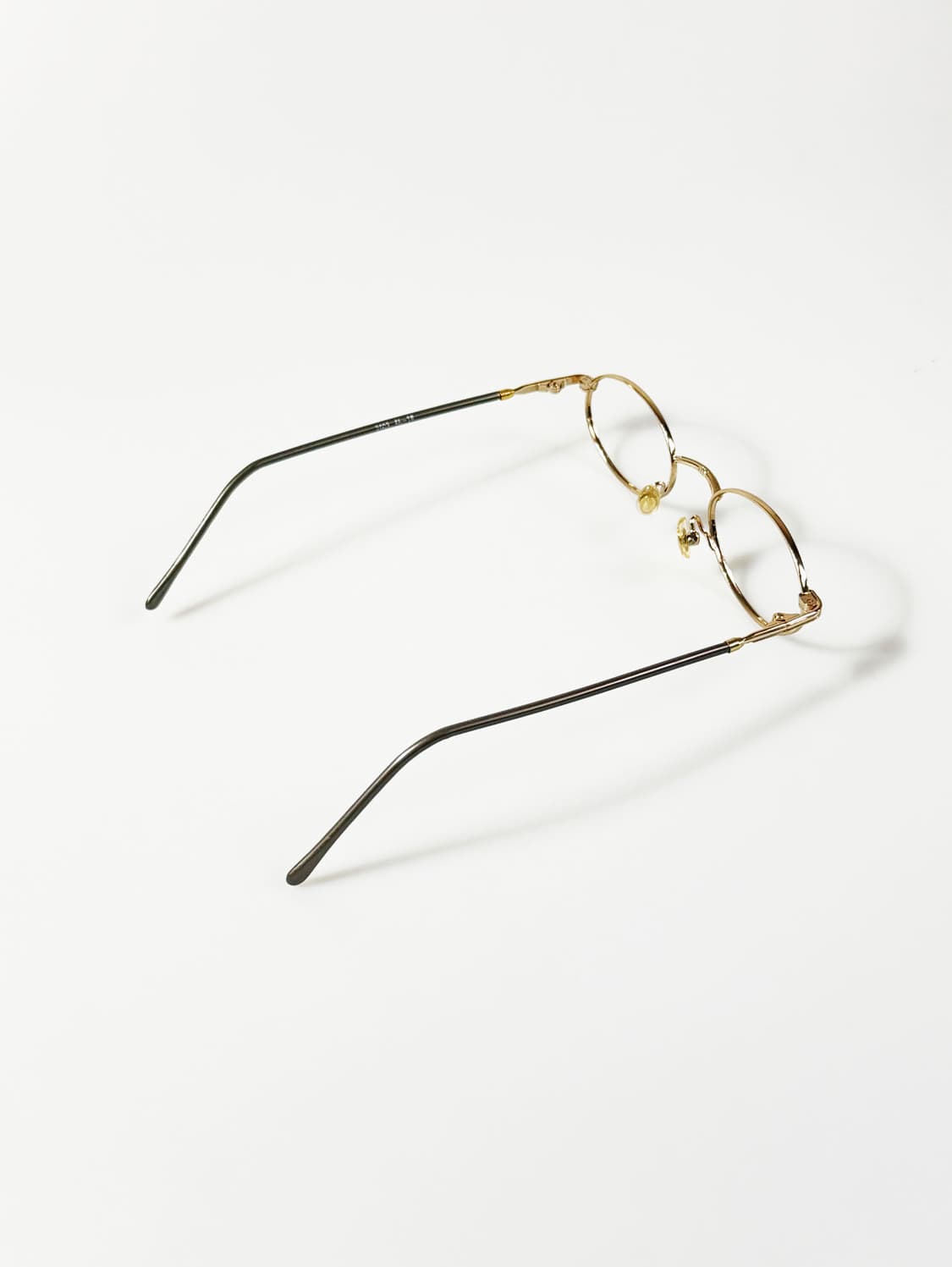 A.ONE 슬림 오벌 메탈 프레임 빈티지 안경 상품이미지4