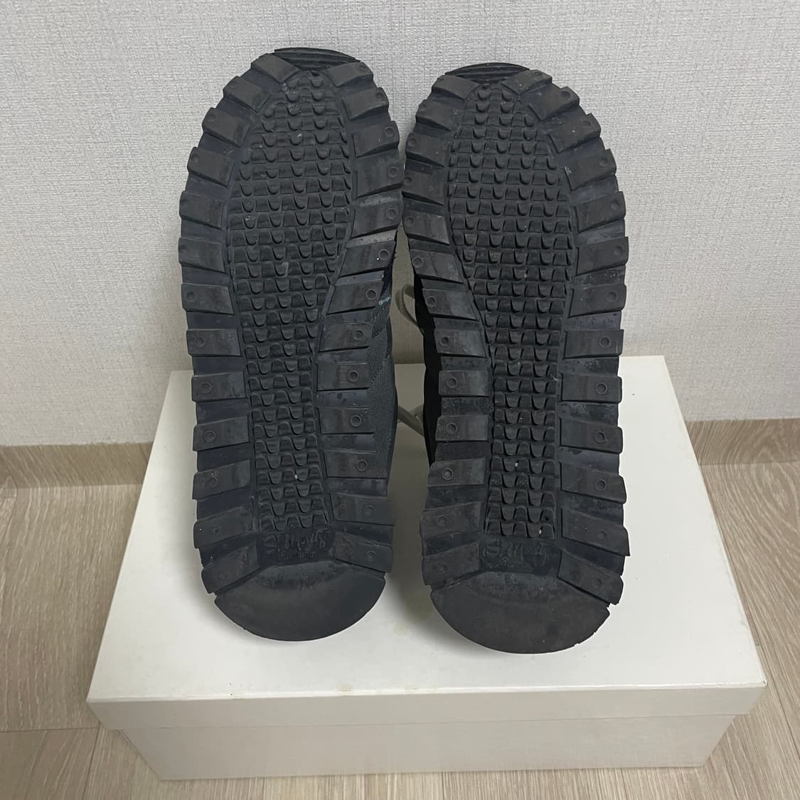 메종마르지엘라 아페르투라 페인팅러너 41 상품이미지3