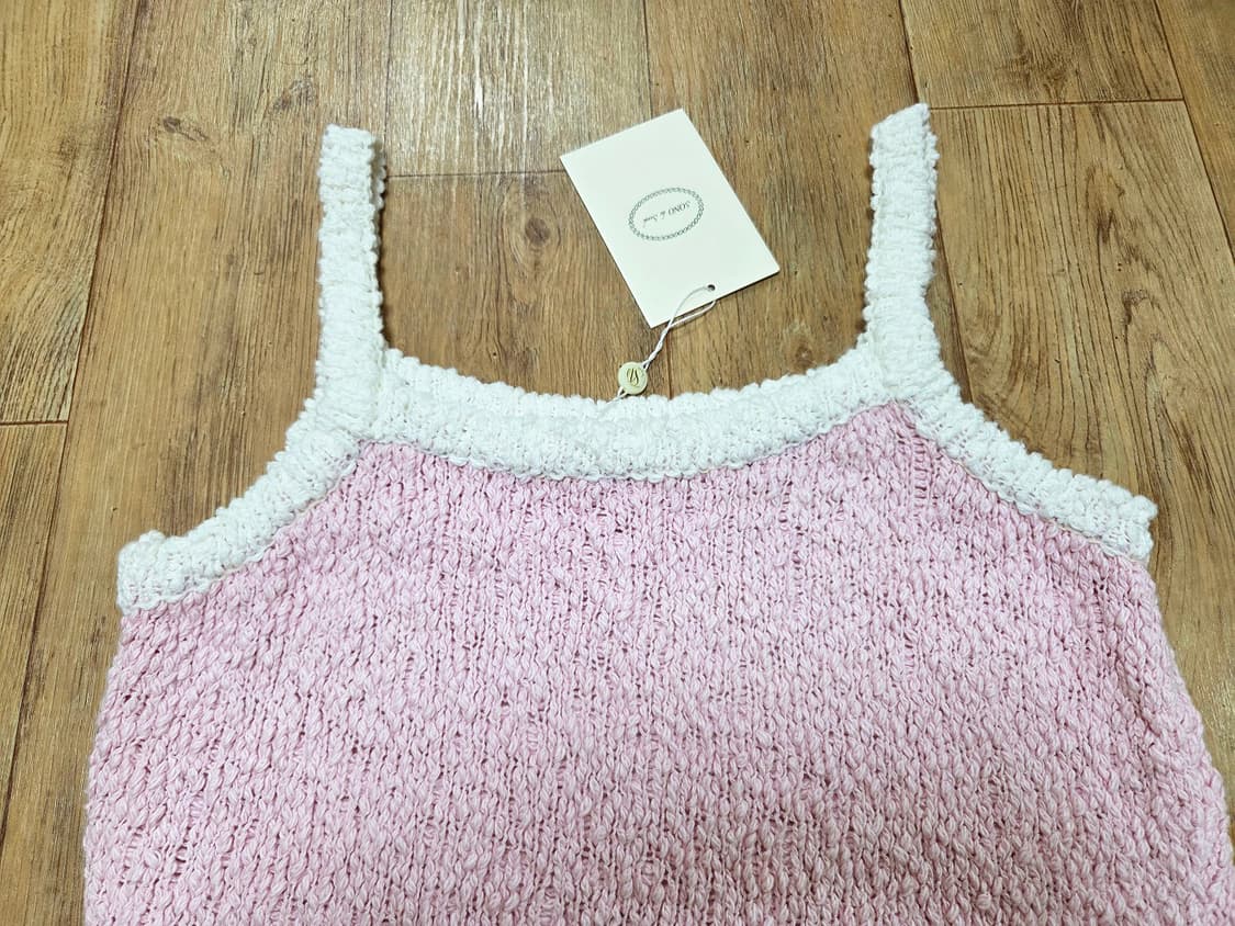 소노드서울(SONO de seoul) 슬리브리스 니트 55-66 새상품 상품이미지4