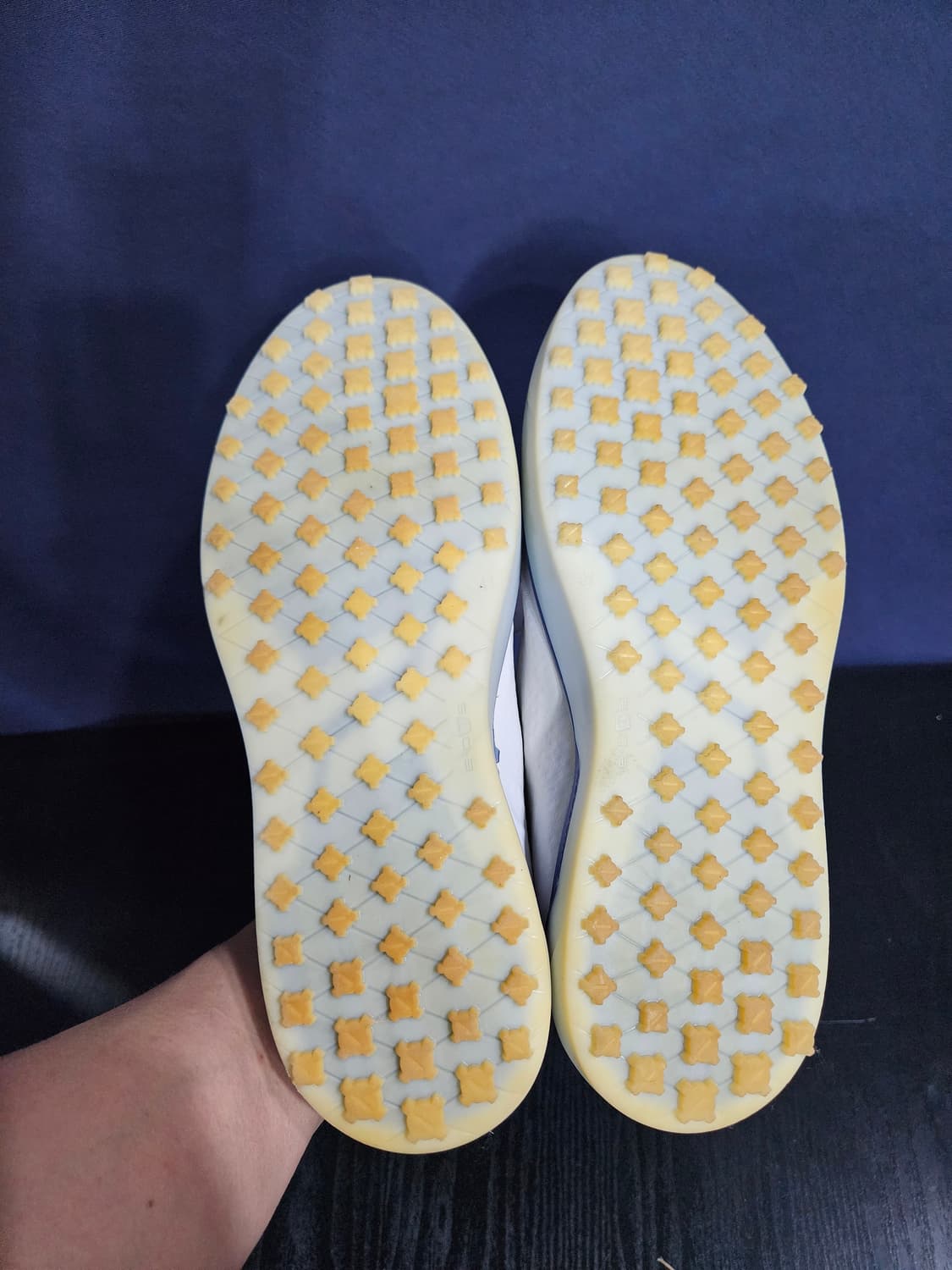 에코 트레이 화이트 남성 260~265 골프화 상품이미지9