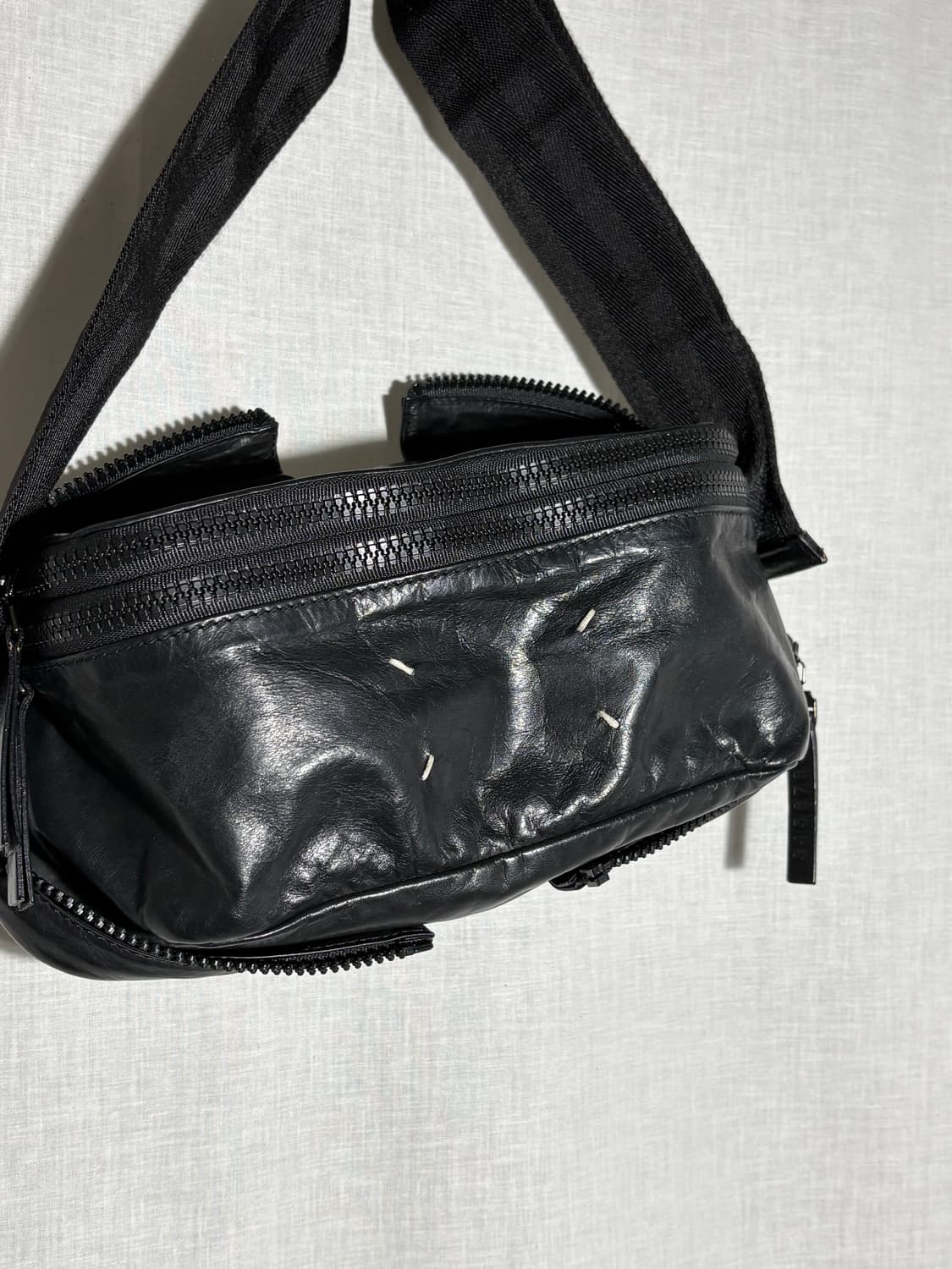 [OS] 메종 마르지엘라 투웨이 레더 바디 백 상품이미지2