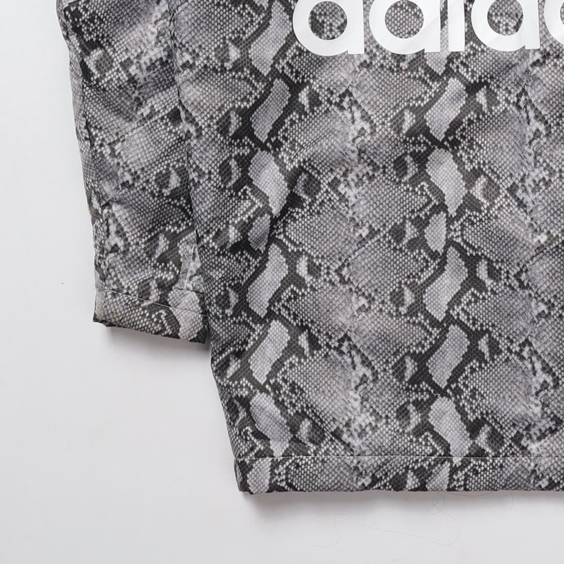 Adidas x Hyke python skin 패턴  상품이미지8