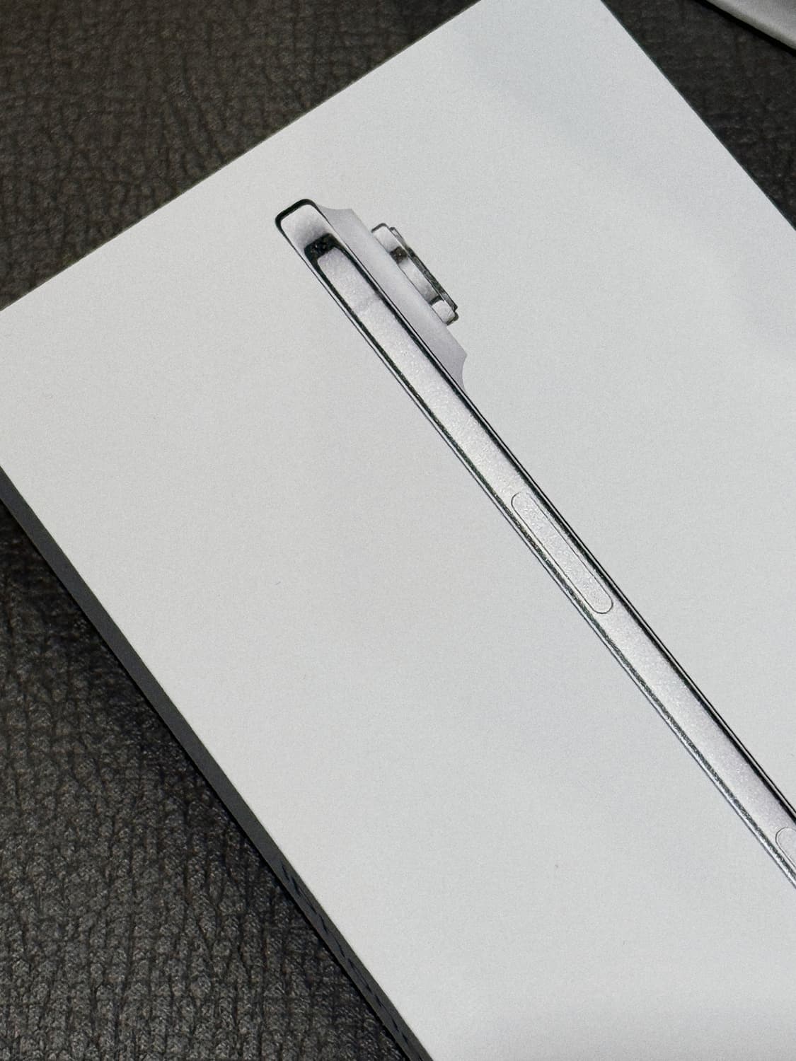 미개봉 / 애플 아이폰17 에어 256기가 클라우드화이트 상품이미지5