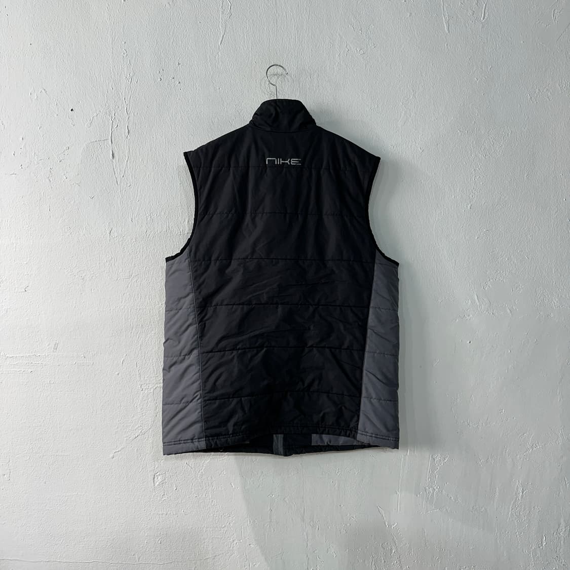나이키 경량패딩조끼 XL 상품이미지3