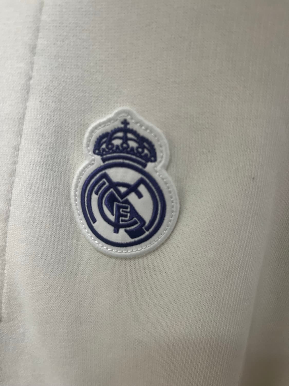 아디다스 레알마드리드 반 집업 상품이미지4