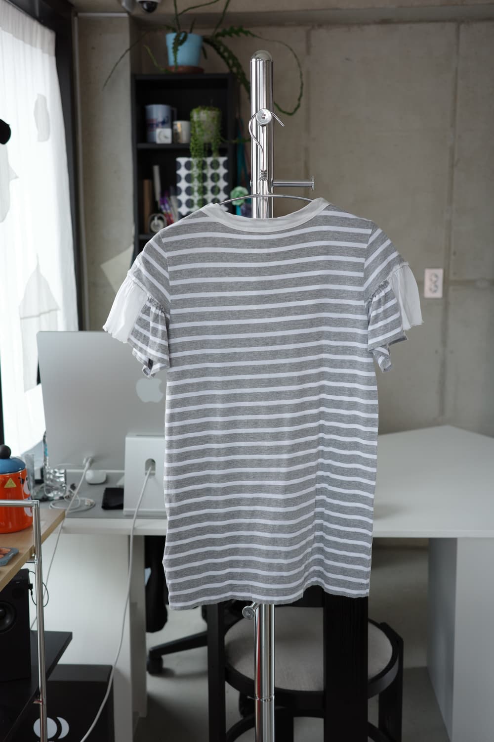 사카이 럭 15ss 프릴 티셔츠 상품이미지2