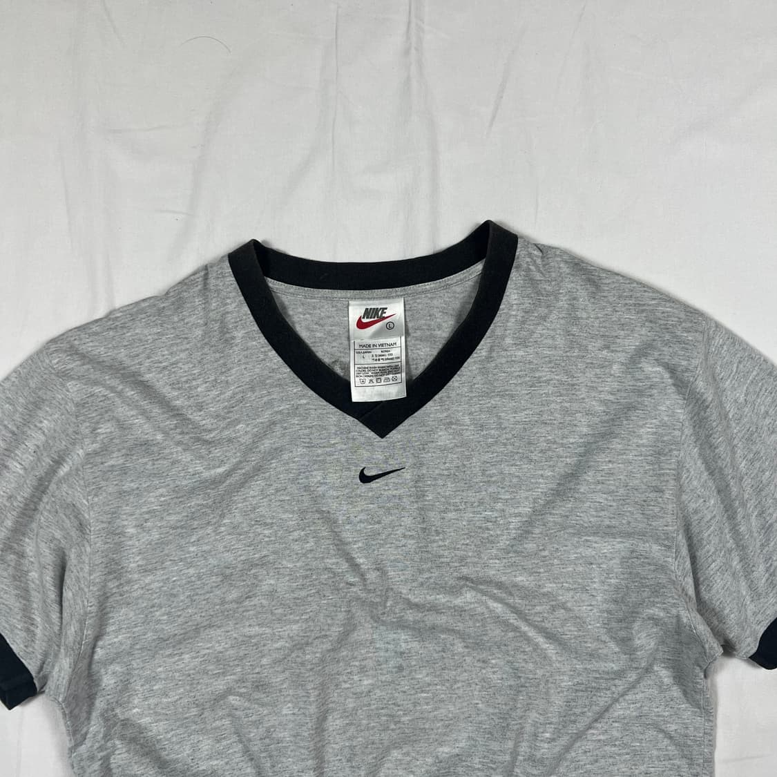 90‘s 나이키 nike 센터스우시 로고 브이넥 링거 반팔티 상품이미지2