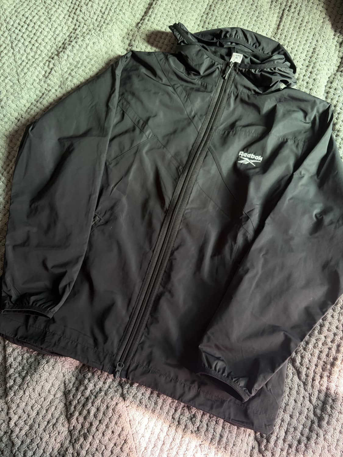 새상품 리복 블랙 바람막이 상품이미지1