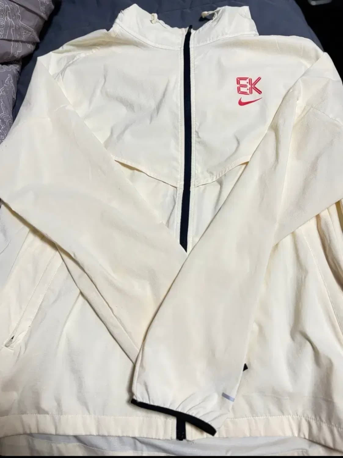 나이키 킵초게 바람막이 상품이미지1