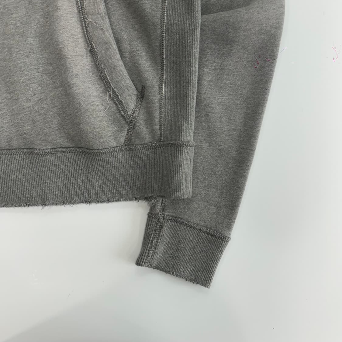 Abercrombie 아베크롬비 그런지 데님 로고 그레이 후드티  상품이미지6