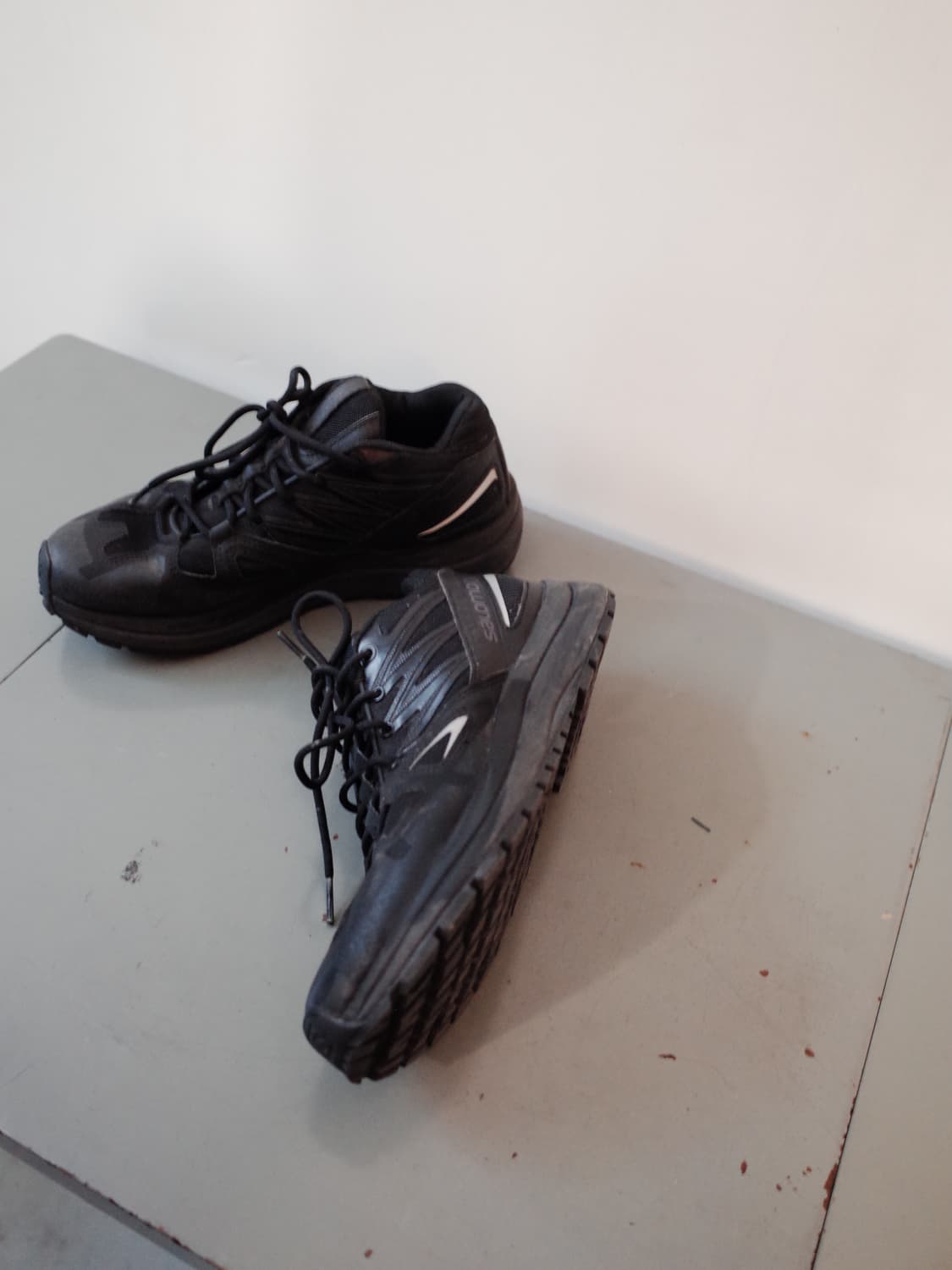 살로몬 오디세이 (240) 상품이미지2