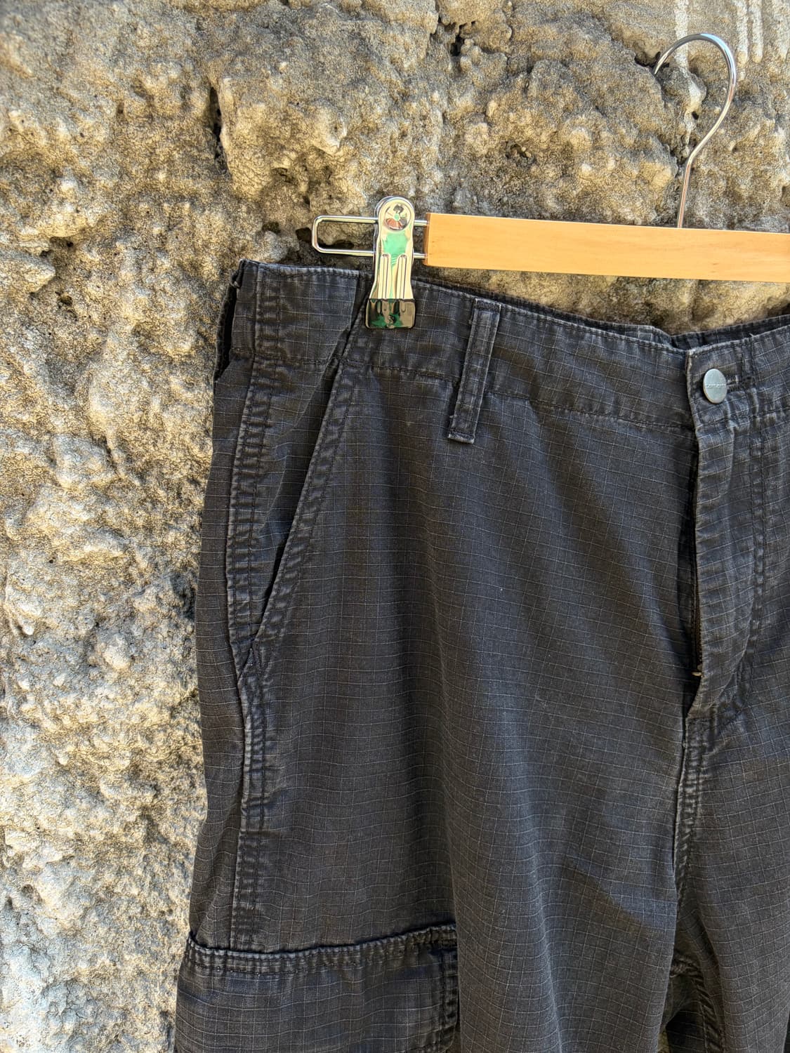 Carhartt 블랙 립스탑 카고 팬츠 상품이미지2