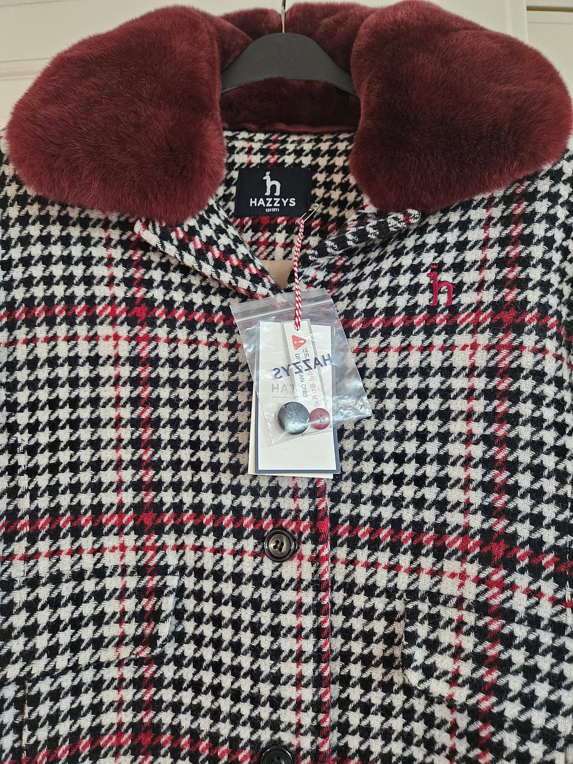 [130] 헤지스 키즈 하운드체크 코트  상품이미지2