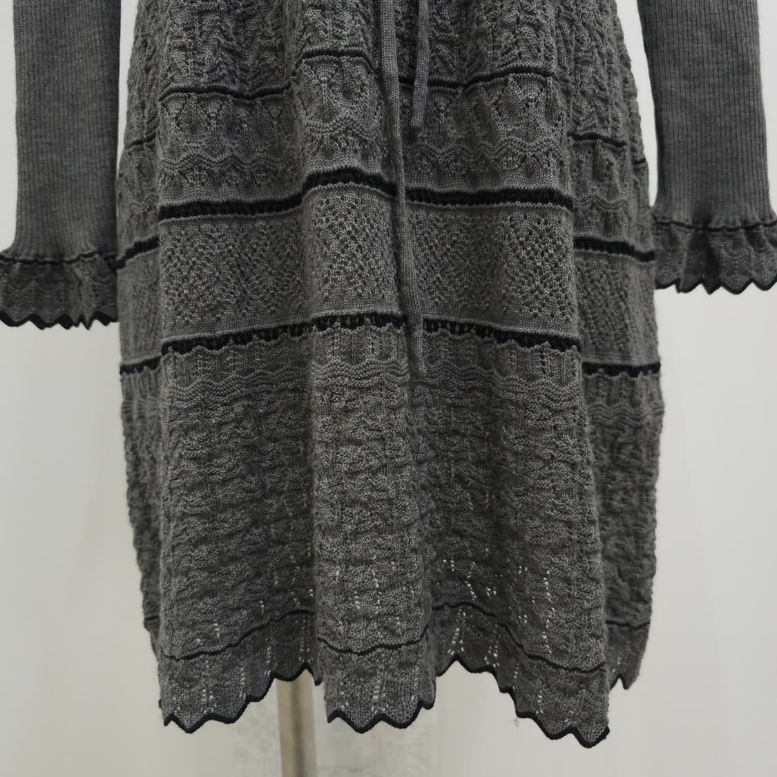 울100 로맨틱 레이스 차콜그레이 니트 원피스 상품이미지6