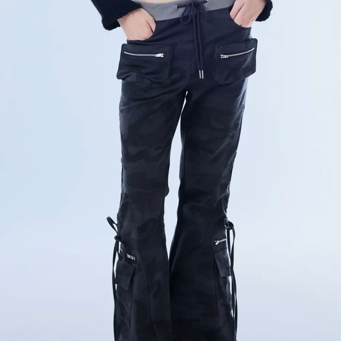 러브이즈트루 부츠컷 포켓 카고 팬츠 카모 S사이즈 상품이미지1