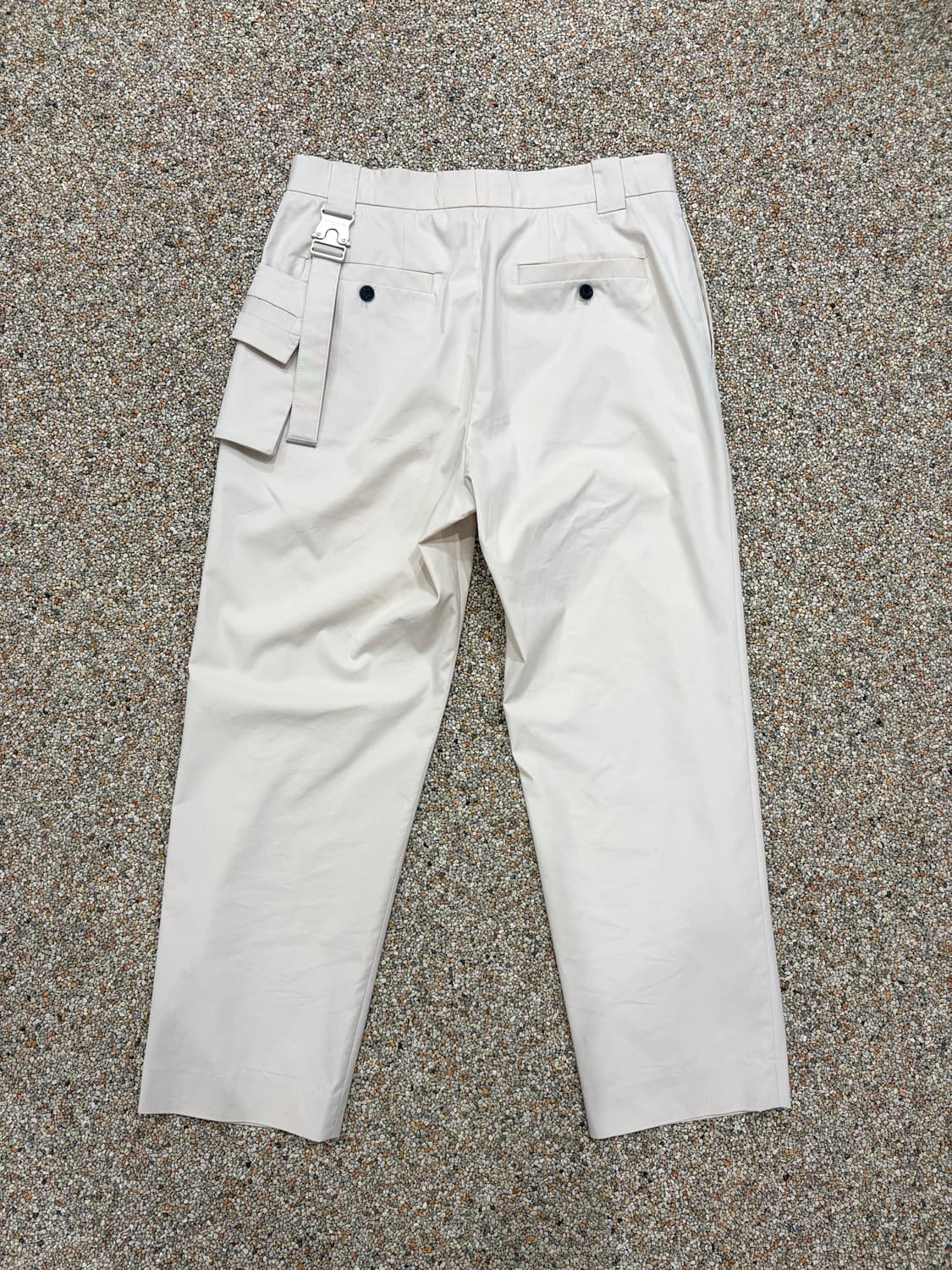 우영미 원턱 버클 포켓 슬랙스 팬츠 상품이미지4