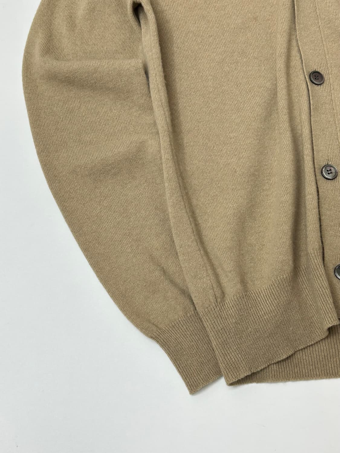 CDG 꼼데가르송 베이지 가디건   상품이미지4