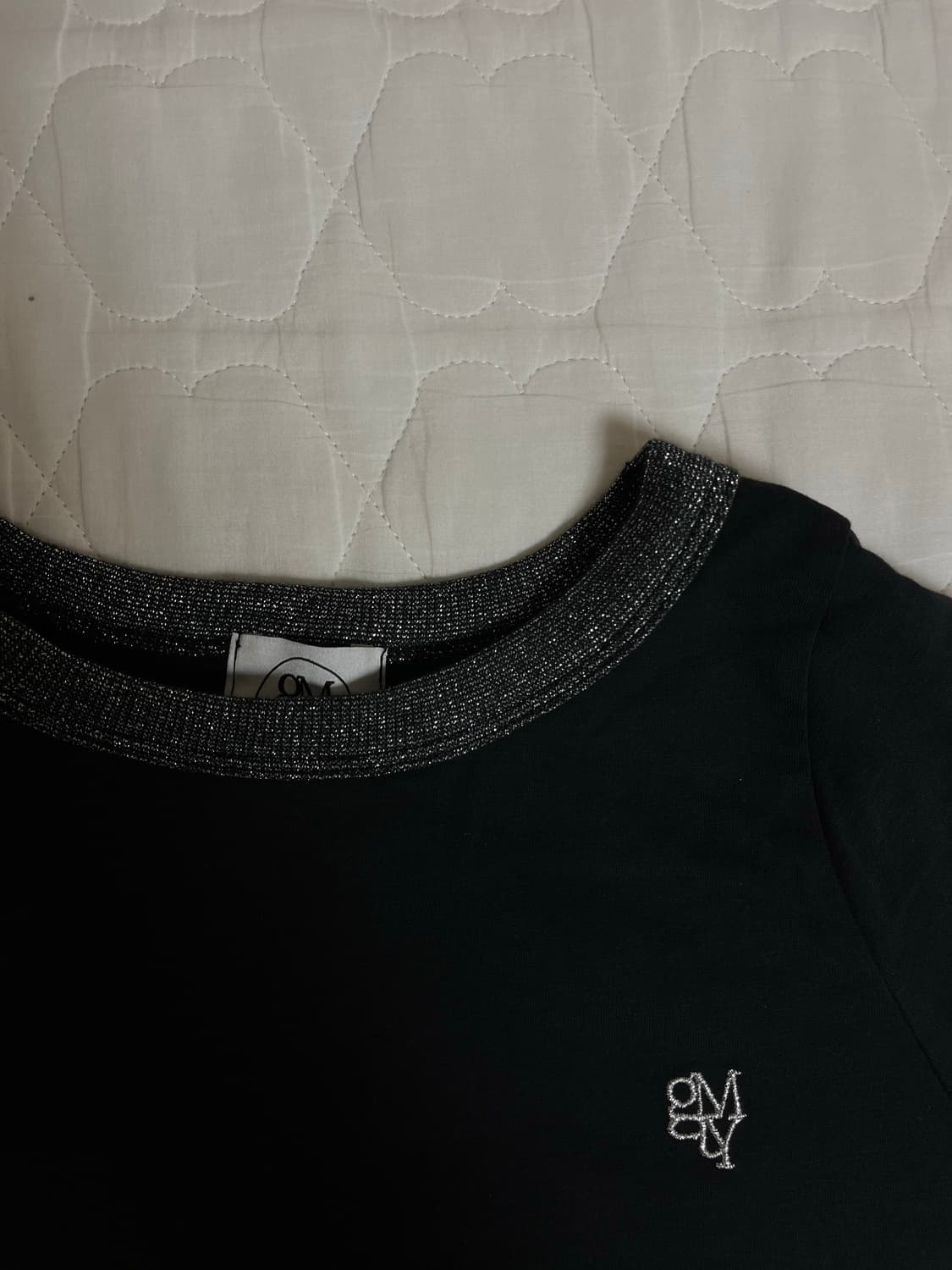 김미더영 G_glitter slit T-shirt/black 상품이미지2