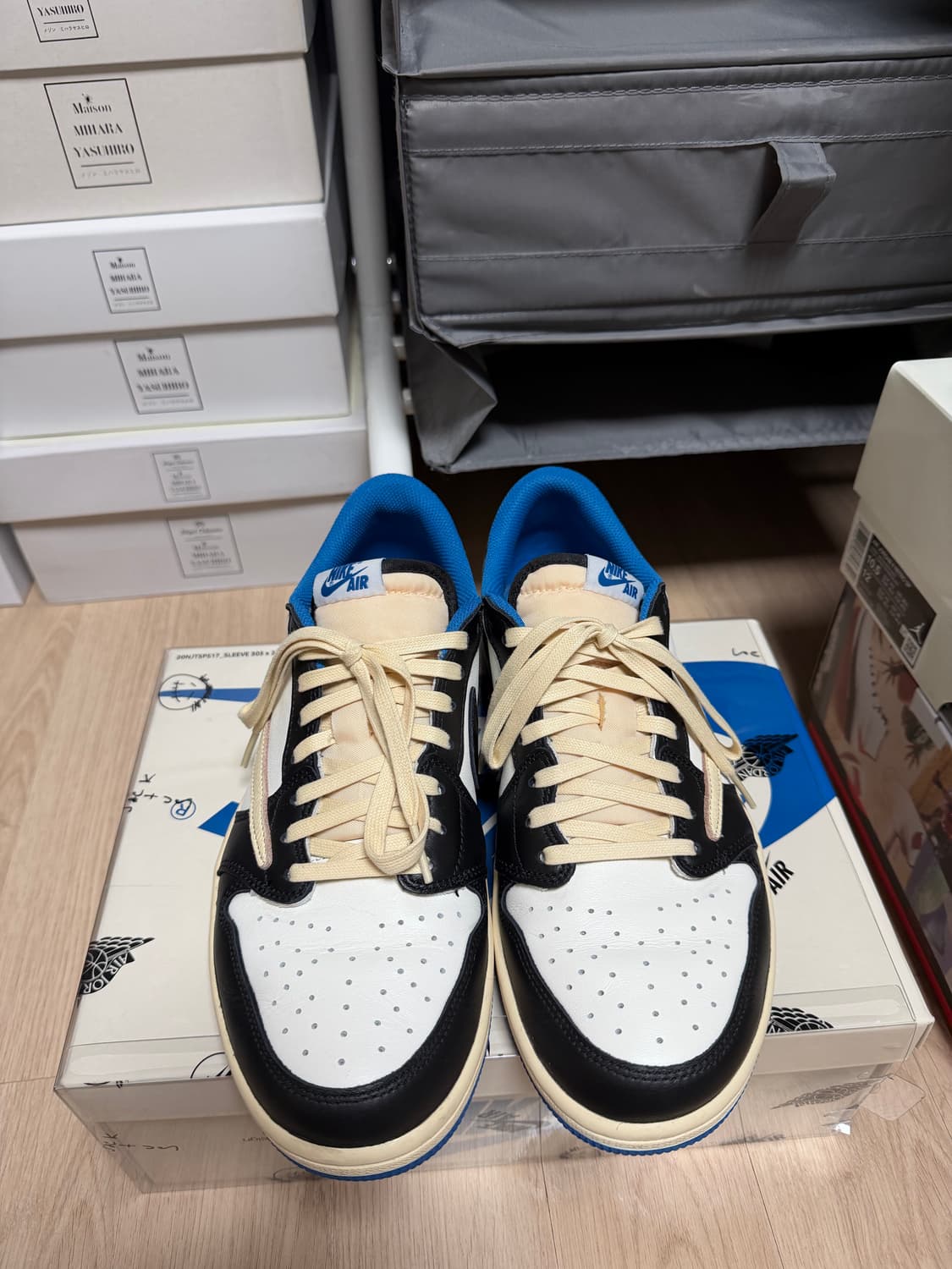 나이키 조던1 x 프라그먼트 x 트래비스 스캇 로우 OG 280사이즈 상품이미지2